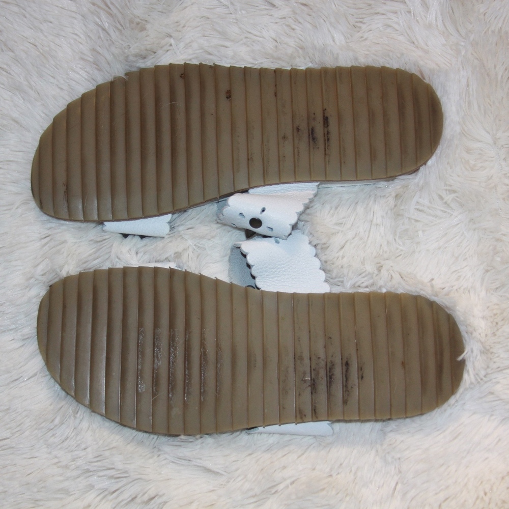 NEW Free People Leather Studded Slip-On Sandals - Picture 4 of 4